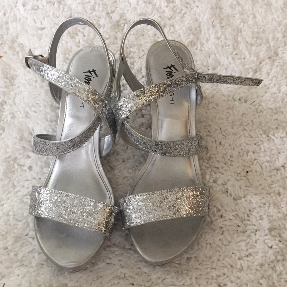 A pair of Fioni heels